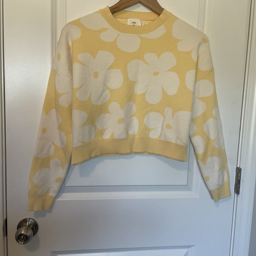 Luna Ivy Daisy Croquette Cottage Preppy Cozy Casual Cropped Sweater Sz S Yellow - Picture 4 of 14